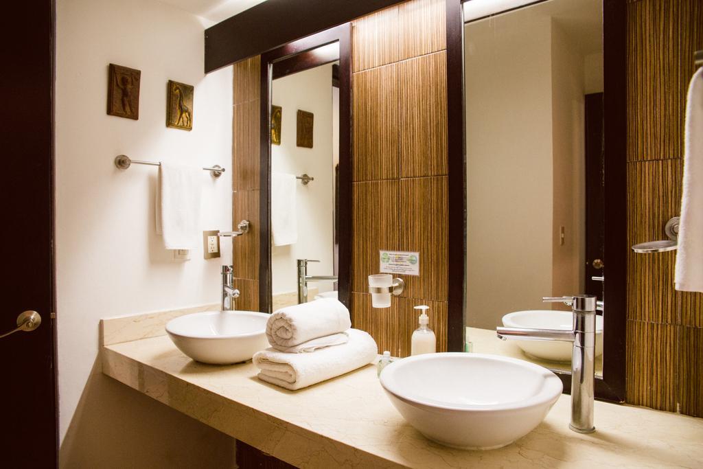 Ocean Front Corto Maltes 104 In Downtown Apartment Playa del Carmen Ngoại thất bức ảnh