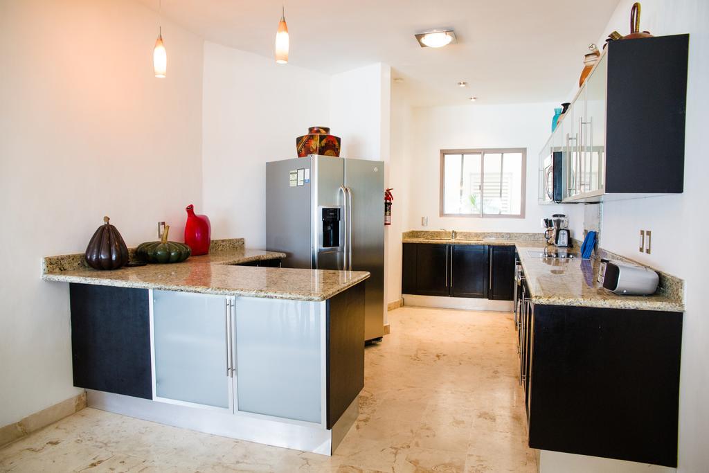 Ocean Front Corto Maltes 104 In Downtown Apartment Playa del Carmen Ngoại thất bức ảnh