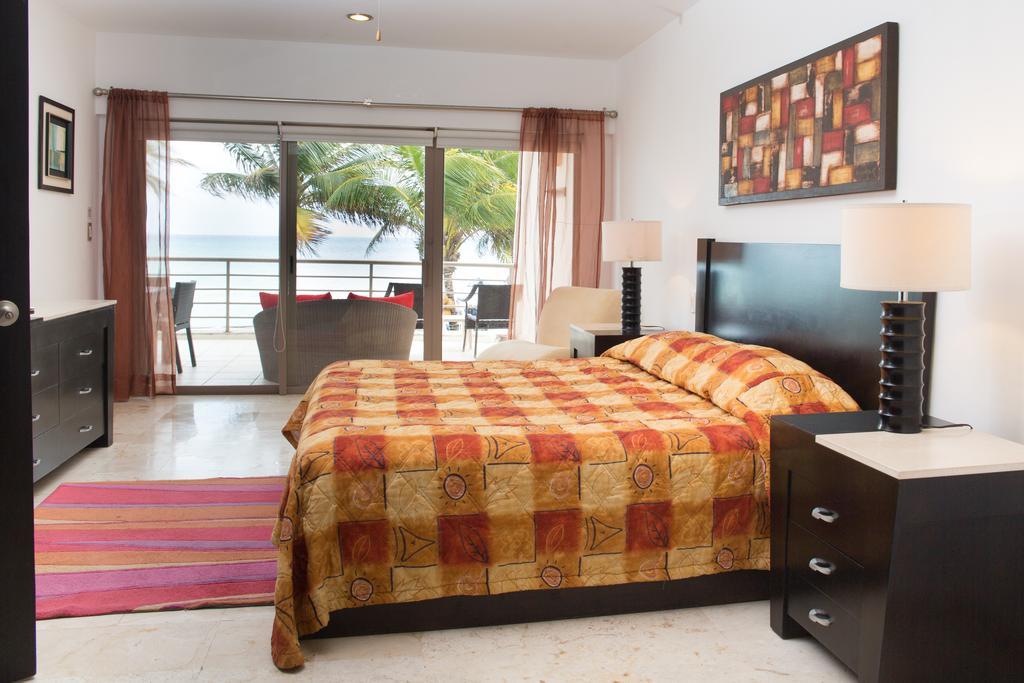 Ocean Front Corto Maltes 104 In Downtown Apartment Playa del Carmen Ngoại thất bức ảnh