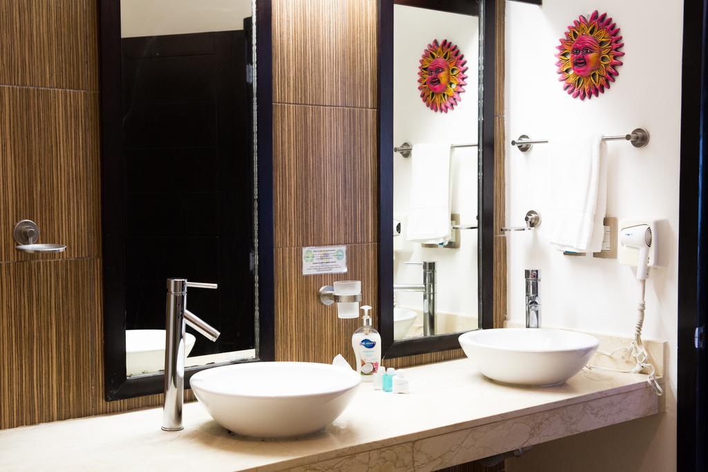 Ocean Front Corto Maltes 104 In Downtown Apartment Playa del Carmen Ngoại thất bức ảnh