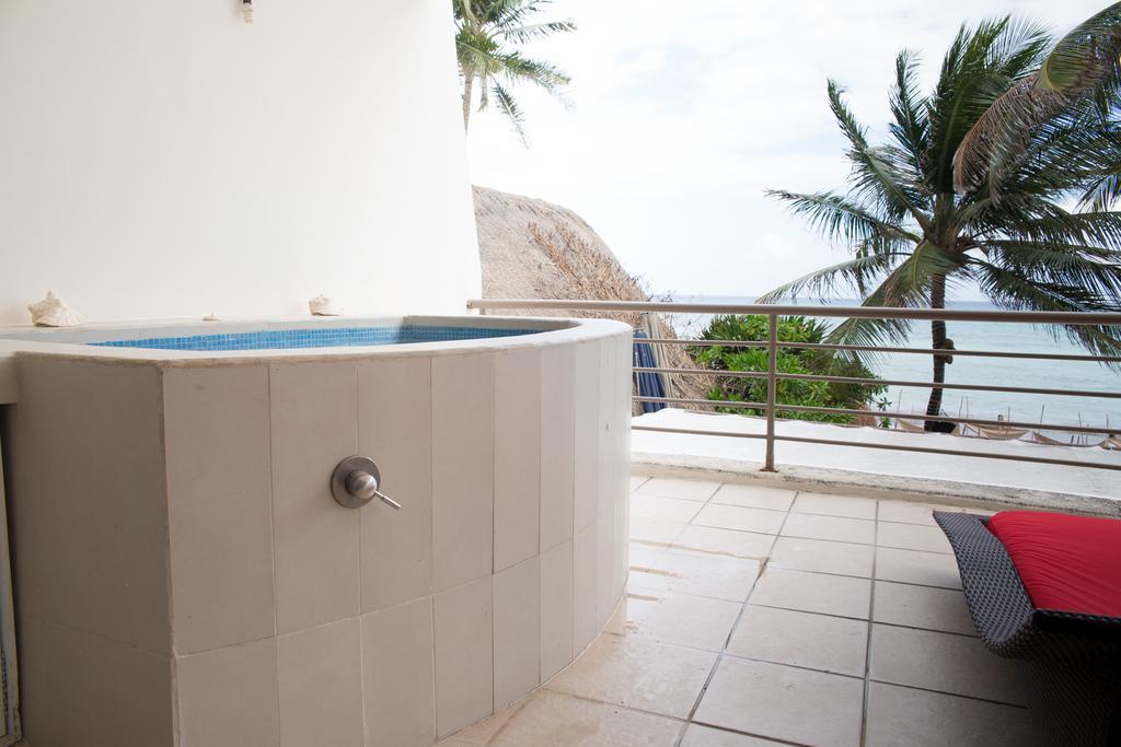 Ocean Front Corto Maltes 104 In Downtown Apartment Playa del Carmen Ngoại thất bức ảnh