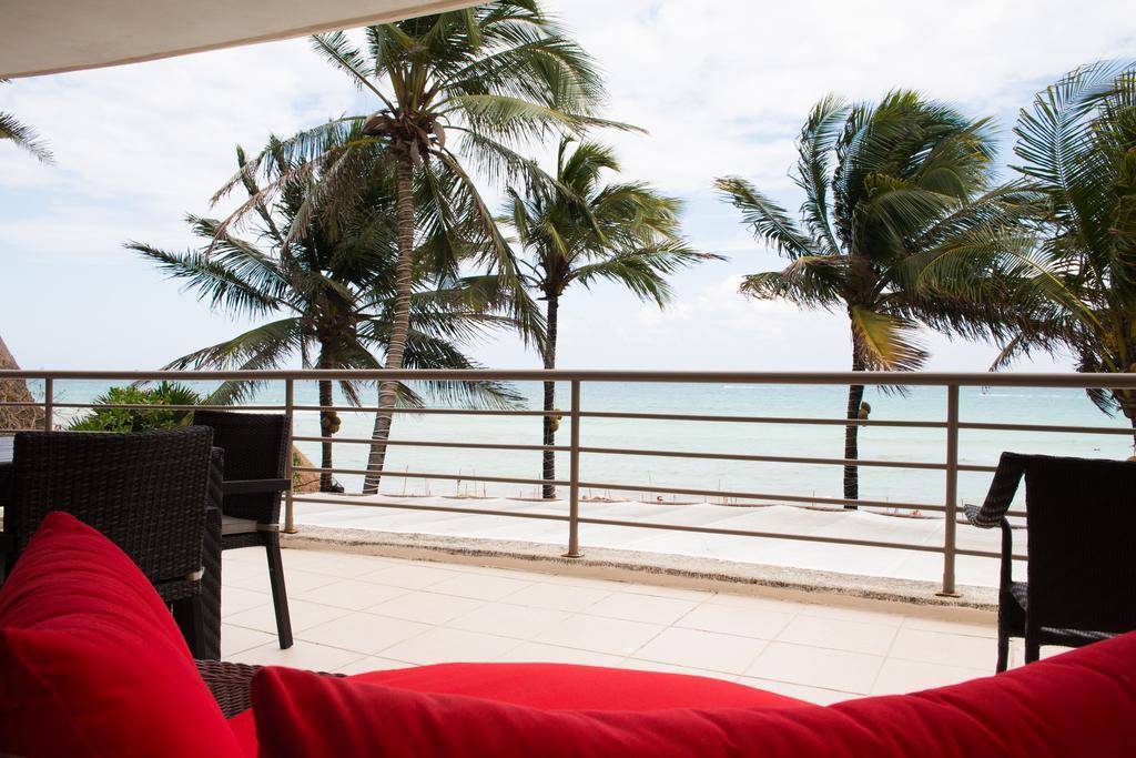 Ocean Front Corto Maltes 104 In Downtown Apartment Playa del Carmen Ngoại thất bức ảnh